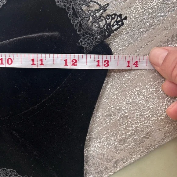 Women’s Lace trim bralette - Picture 12 of 14